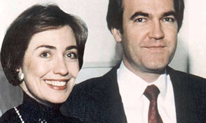 Something Stinks: The &apos;Fishy&apos; Vince Foster Case
