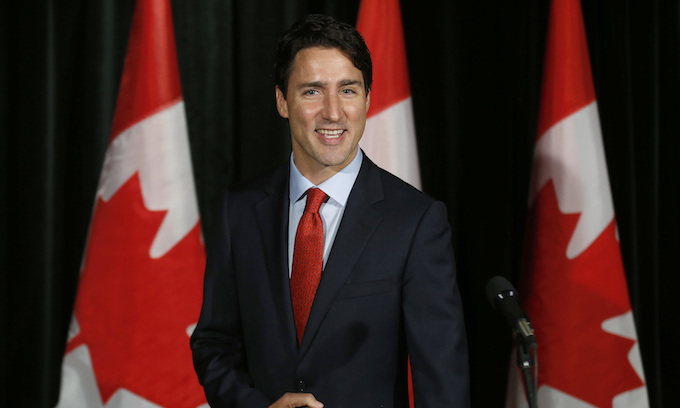 Trudeau: I didn’t really mean ‘Canada welcomes you’