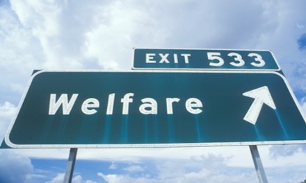 CIS: 51% of immigrants in US on welfare