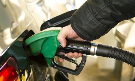 Gas prices, mortgage rates tick up as Americans remain concerned about economy