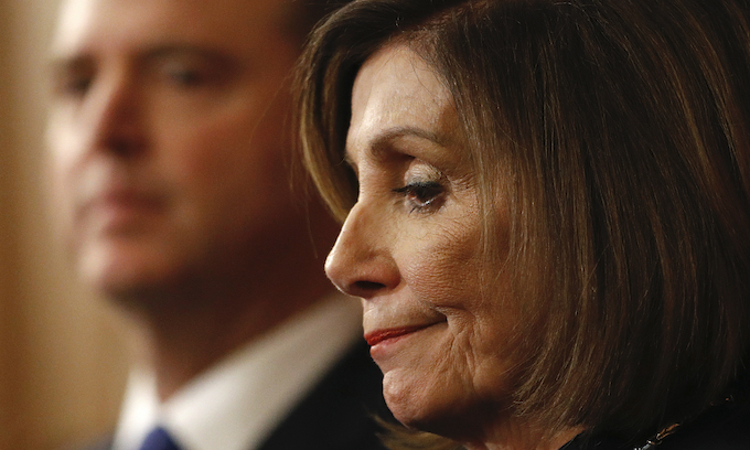 Pelosi impeachment delay spurs GOP effort to dismiss charges