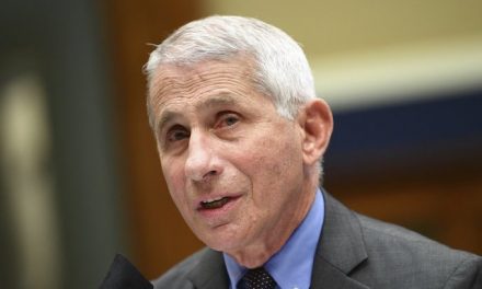 Crowd Chants ‘Fire Fauci’! Trump says ‘let me wait a little bit’