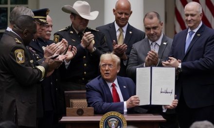 President Trump signs better-policing executive order
