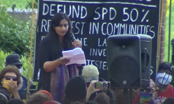 Seattle city council’s Sawant protested with BLM at mayor’s home; Durant calls for expulsion