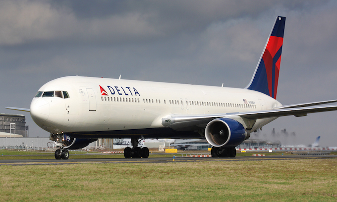 Delta has put 460 people on no-fly list for refusing mask requirement