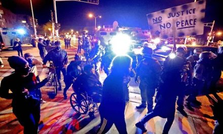 ‘Protesters’ riot and loot in Wauwatosa, WI after black officer cleared in shooting of black male