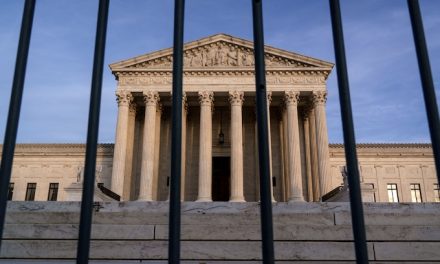 Supreme Court dismisses cases on ‘public charge’ immigration rule