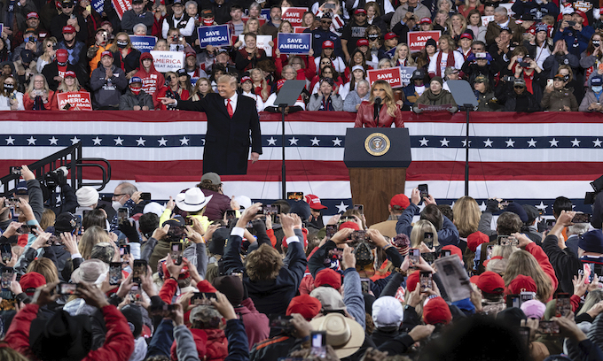 Mixed reception in Florida to talk of Trump inaugural rally