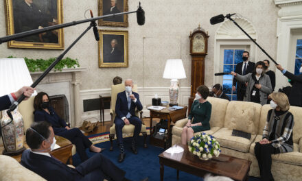 Biden meets with RINO senators
