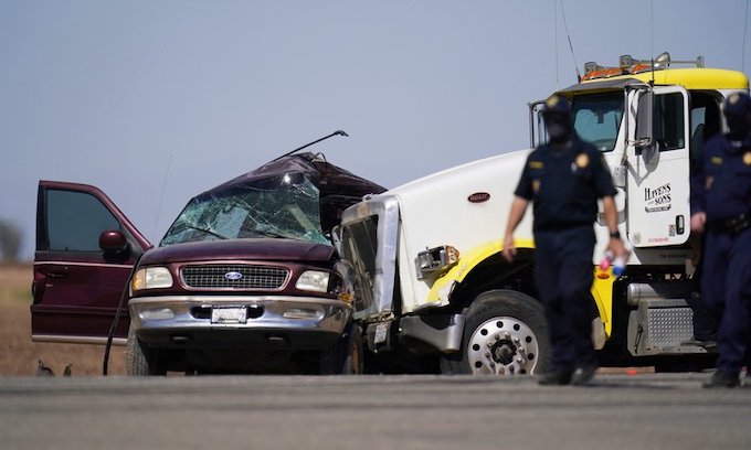 Federal agents investigating major California highway crash that killed 13 illegal aliens