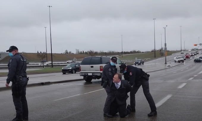 Canada: Pastors arrested for ‘inciting’ people to go to church