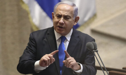 Netanyahu, watching from outside, warns about Iran and nukes