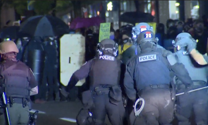 Officers vote to disband Portland Police Rapid Response Team