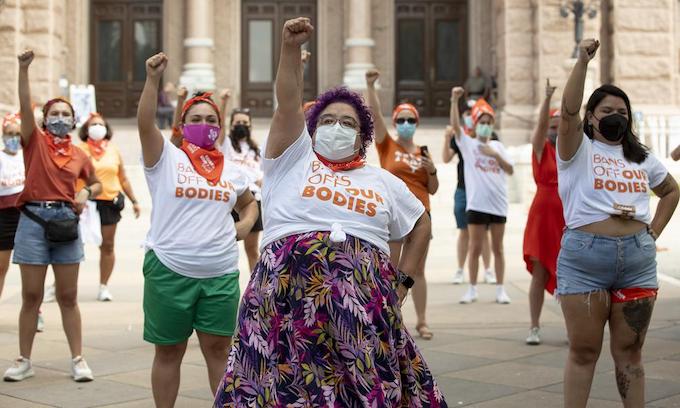 Texas abortion law foes target lawmakers’ corporate donors
