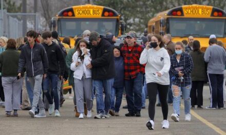 Michigan school shooting suspect is 15 yrs. old