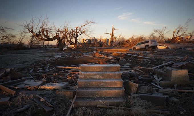 Rescuers still working to find the victims of tornadoes