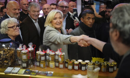 France’s Le Pen warns against sending weapons to Ukraine