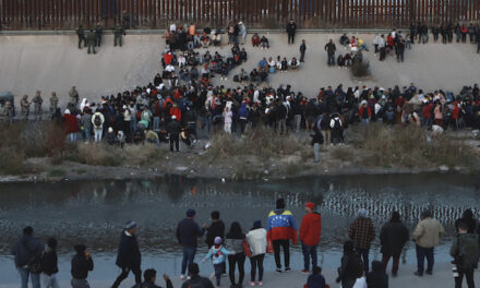 US Border Communities Declare Disasters as Title 42 Ends