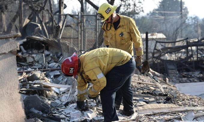 LA issues just four permits for rebuilding Pacific Palisades after 75 days